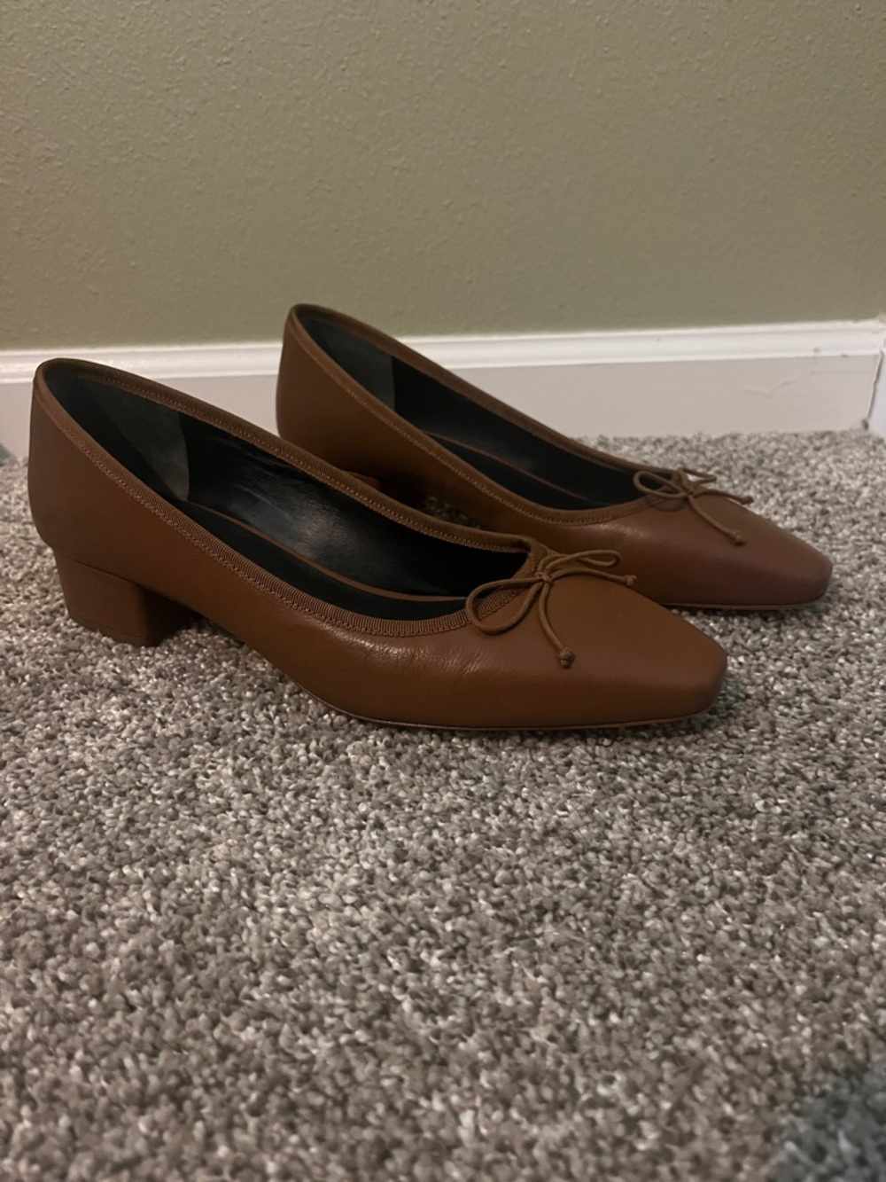 Veronica Beard Brown Leather Low Block Heel Pumps